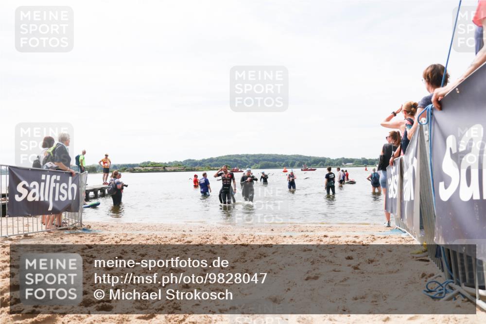 21.06.2026 - Viking Triathlon Michael Strokosch http://msf.ph/oto/9828047 21.06.2026 10:48:49 Schwimmen 181, 223, 409 meine-sportfotos.de