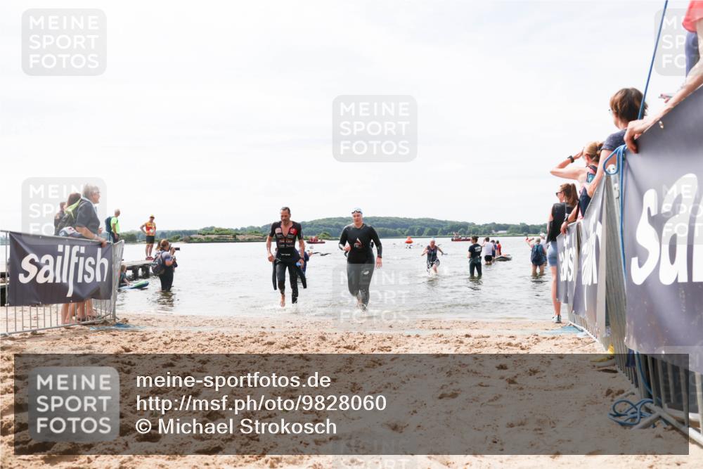 21.06.2026 - Viking Triathlon Michael Strokosch http://msf.ph/oto/9828060 21.06.2026 10:48:53 Schwimmen 223, 378, 409 meine-sportfotos.de
