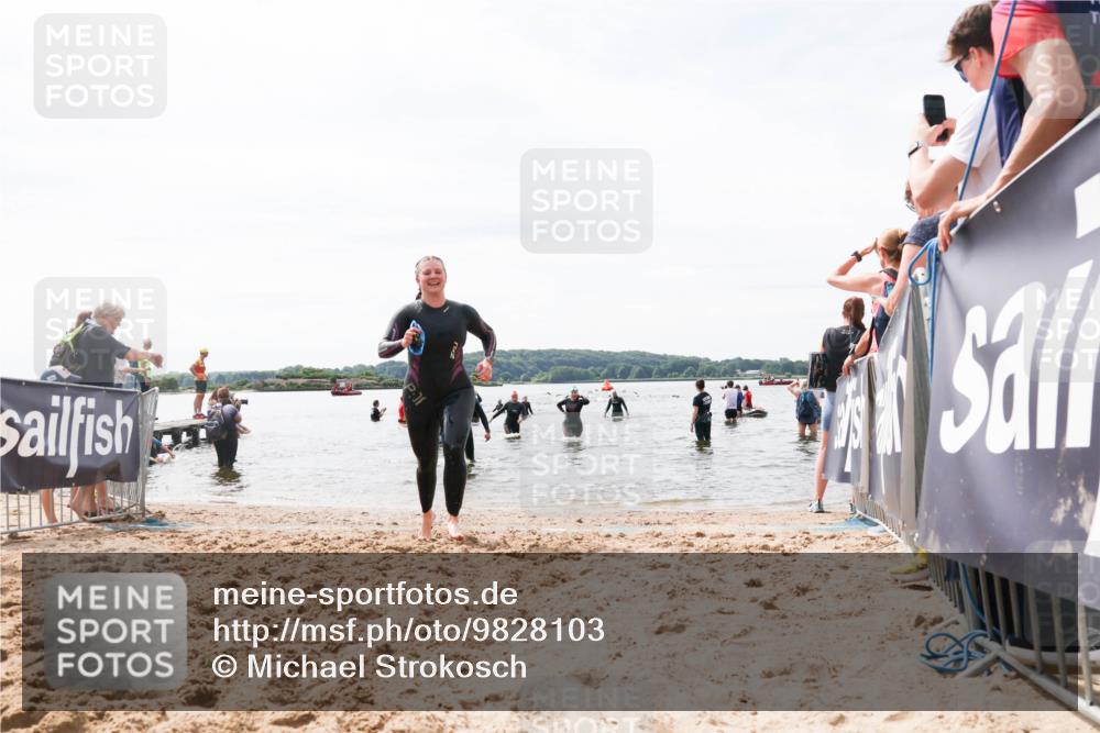 21.06.2026 - Viking Triathlon Michael Strokosch http://msf.ph/oto/9828103 21.06.2026 10:49:07 Schwimmen 291, 434, 498, 549 meine-sportfotos.de