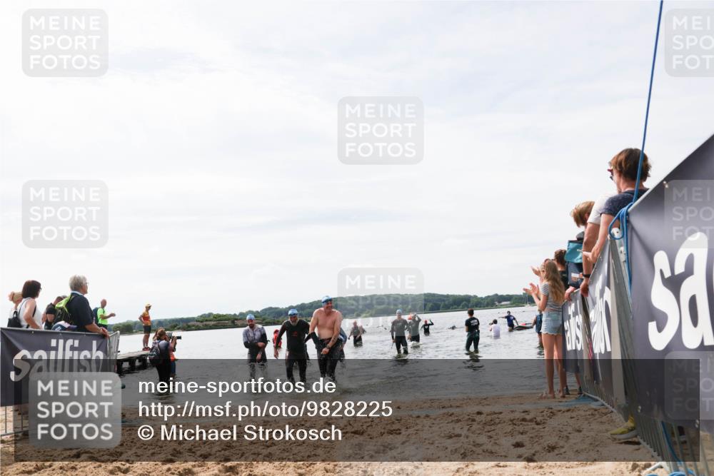 21.06.2026 - Viking Triathlon Michael Strokosch http://msf.ph/oto/9828225 21.06.2026 10:49:49 Schwimmen 75, 124, 178, 206, 298, 523, 629 meine-sportfotos.de