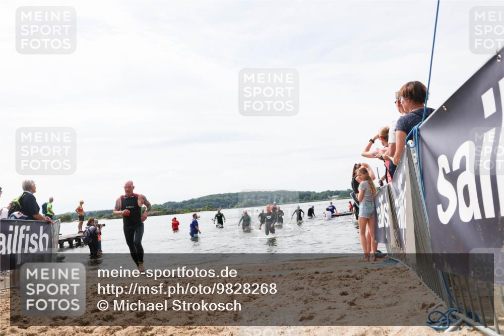 21.06.2026 - Viking Triathlon Michael Strokosch http://msf.ph/oto/9828268 21.06.2026 10:50:06 Schwimmen 192, 639, 659 meine-sportfotos.de