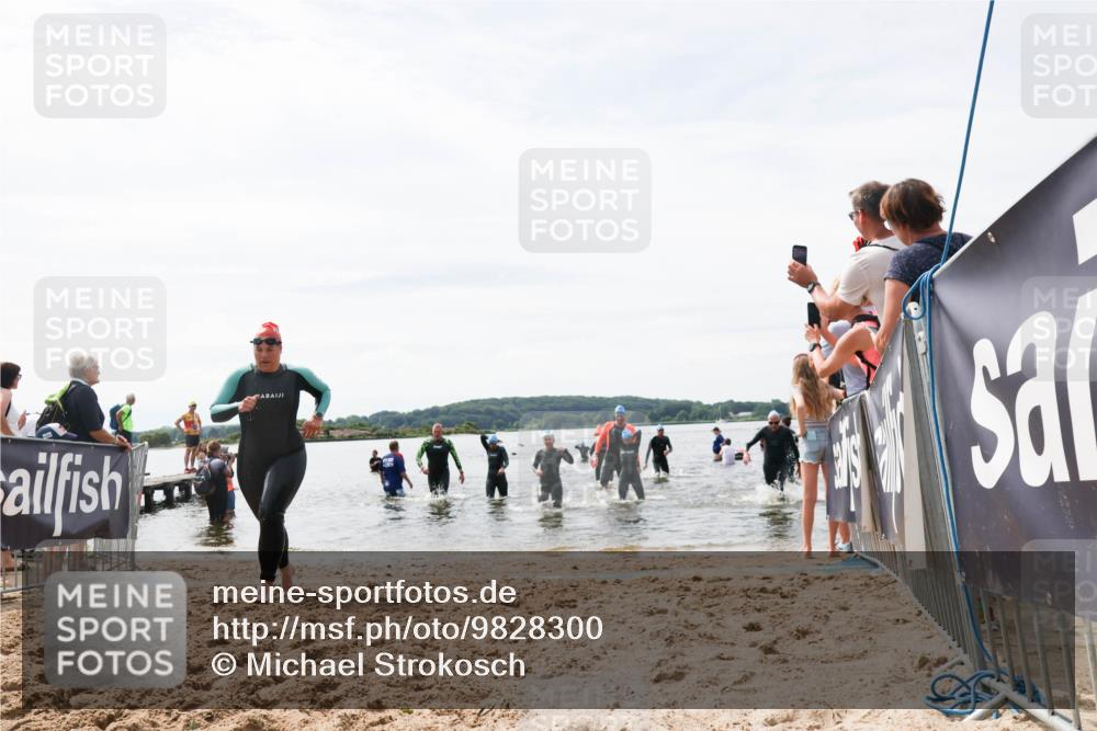 21.06.2026 - Viking Triathlon Michael Strokosch http://msf.ph/oto/9828300 21.06.2026 10:50:16 Schwimmen 78, 115, 135, 250, 254, 605, 630, 659 meine-sportfotos.de