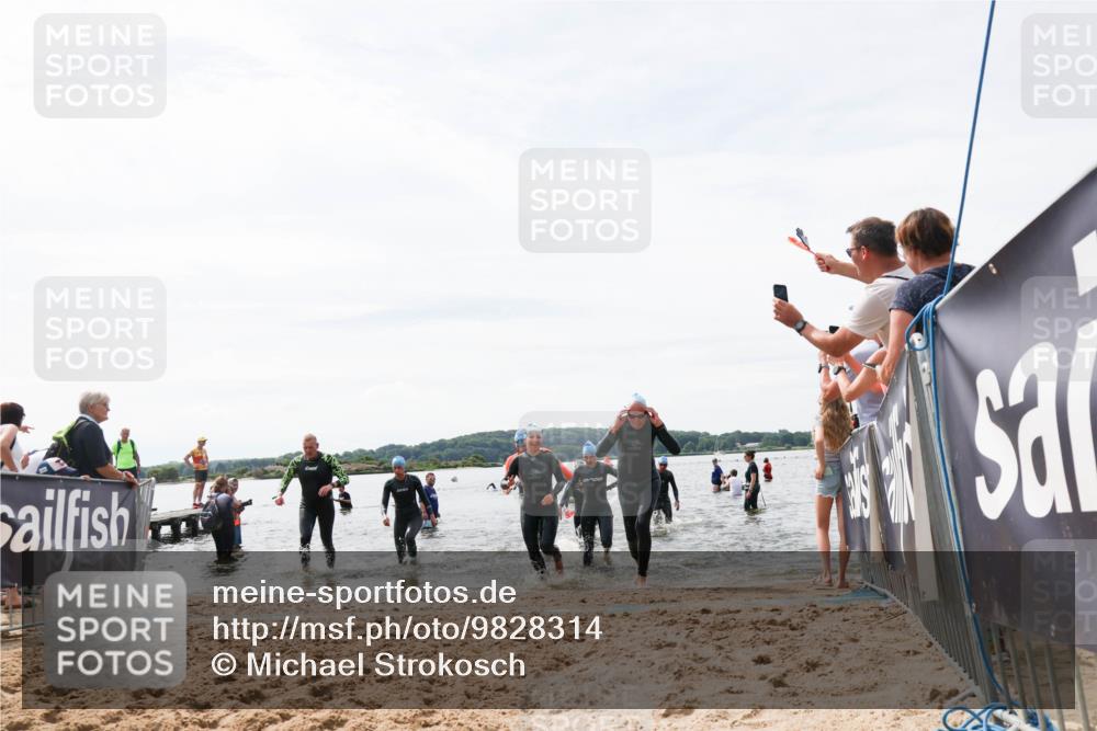 21.06.2026 - Viking Triathlon Michael Strokosch http://msf.ph/oto/9828314 21.06.2026 10:50:21 Schwimmen 78, 115, 135, 250, 254, 382, 603, 605, 630 meine-sportfotos.de