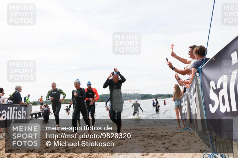 21.06.2026 - Viking Triathlon Michael Strokosch http://msf.ph/oto/9828320 21.06.2026 10:50:23 Schwimmen 78, 115, 135, 250, 254, 382, 603, 605 meine-sportfotos.de
