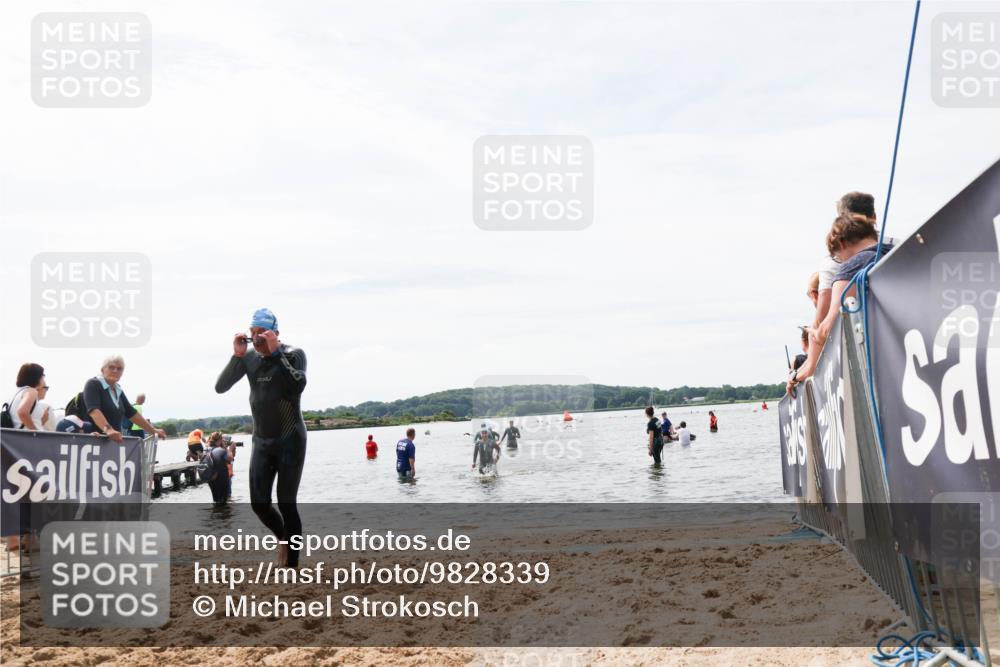 21.06.2026 - Viking Triathlon Michael Strokosch http://msf.ph/oto/9828339 21.06.2026 10:50:29 Schwimmen 78, 250, 254, 261, 382, 603, 605 meine-sportfotos.de