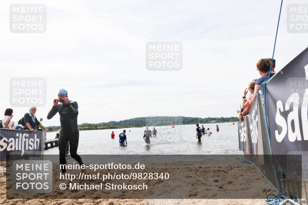 21.06.2026 - Viking Triathlon Michael Strokosch http://msf.ph/oto/9828340 21.06.2026 10:50:29 Schwimmen 78, 250, 254, 261, 382, 603, 605 meine-sportfotos.de