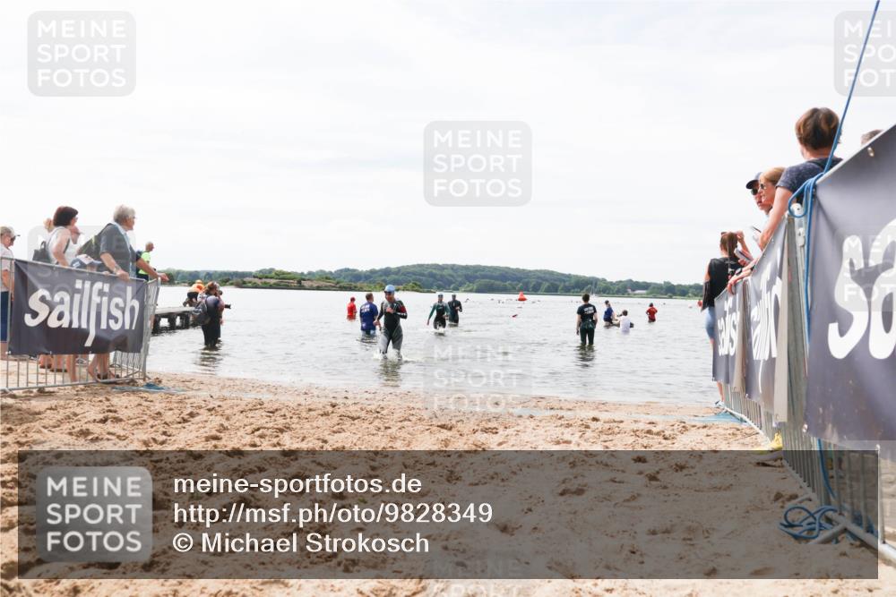 21.06.2026 - Viking Triathlon Michael Strokosch http://msf.ph/oto/9828349 21.06.2026 10:50:33 Schwimmen 261, 382, 603 meine-sportfotos.de