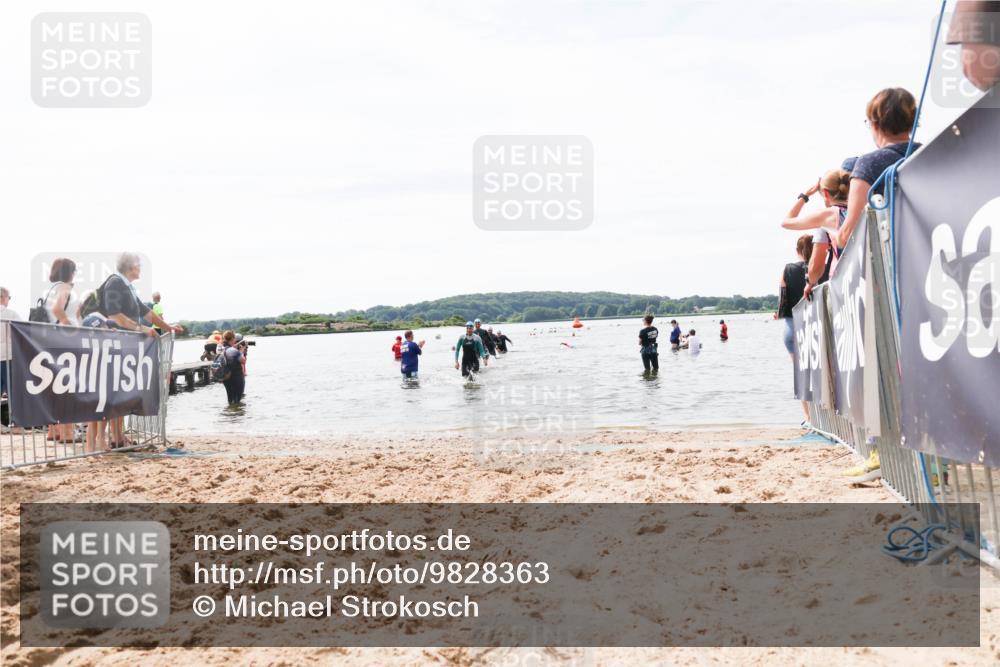 21.06.2026 - Viking Triathlon Michael Strokosch http://msf.ph/oto/9828363 21.06.2026 10:50:37 Schwimmen 261 meine-sportfotos.de