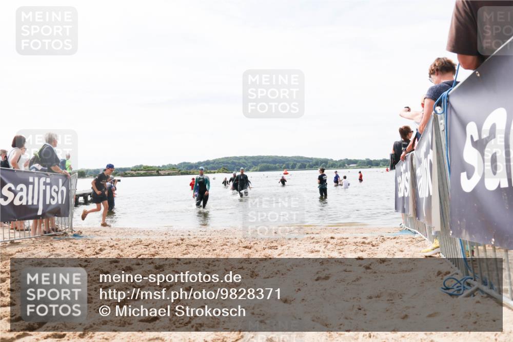 21.06.2026 - Viking Triathlon Michael Strokosch http://msf.ph/oto/9828371 21.06.2026 10:50:40 Schwimmen 261 meine-sportfotos.de