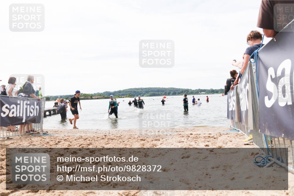 21.06.2026 - Viking Triathlon Michael Strokosch http://msf.ph/oto/9828372 21.06.2026 10:50:40 Schwimmen 261 meine-sportfotos.de