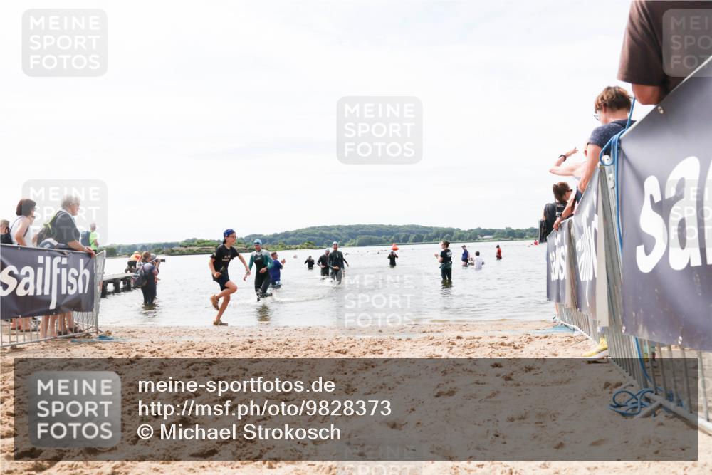 21.06.2026 - Viking Triathlon Michael Strokosch http://msf.ph/oto/9828373 21.06.2026 10:50:41 Schwimmen 261, 295, 416 meine-sportfotos.de