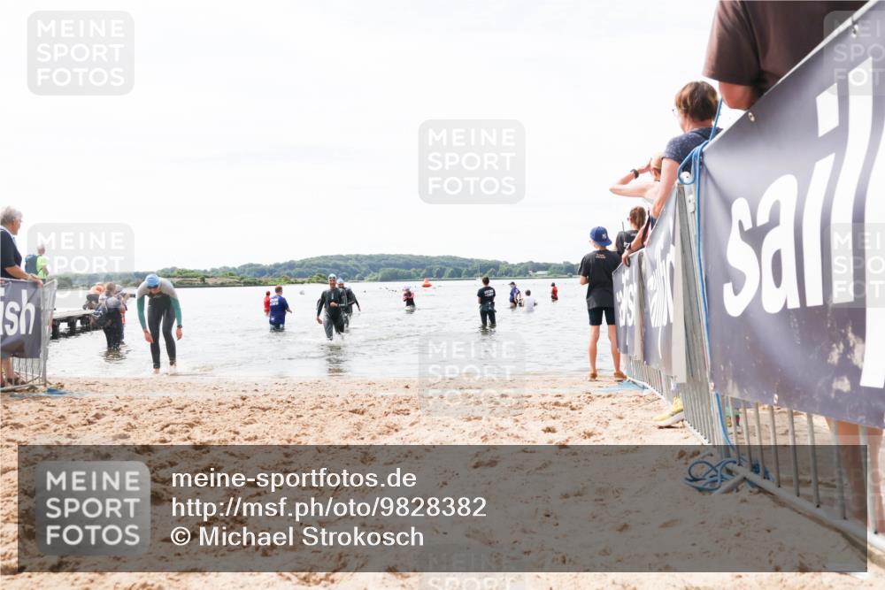21.06.2026 - Viking Triathlon Michael Strokosch http://msf.ph/oto/9828382 21.06.2026 10:50:44 Schwimmen 57, 295, 416 meine-sportfotos.de