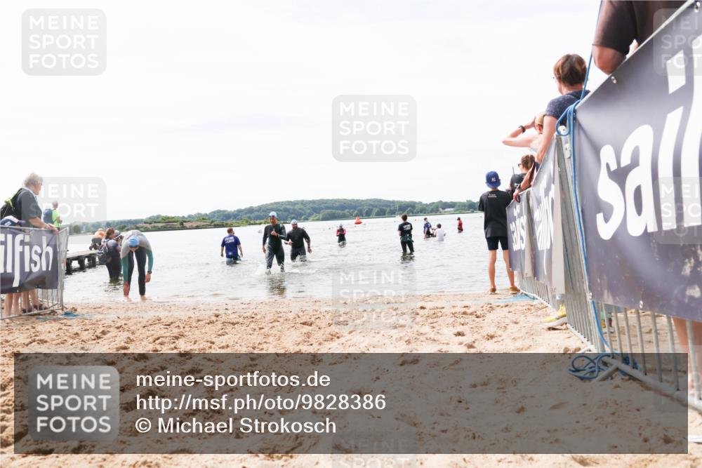 21.06.2026 - Viking Triathlon Michael Strokosch http://msf.ph/oto/9828386 21.06.2026 10:50:45 Schwimmen 57, 295, 416 meine-sportfotos.de