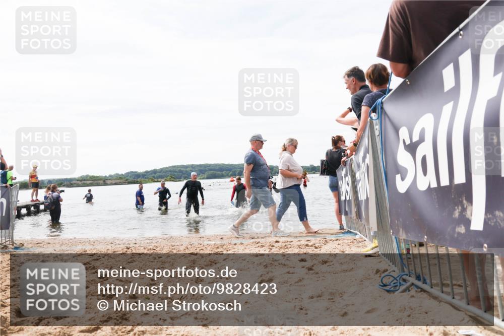21.06.2026 - Viking Triathlon Michael Strokosch http://msf.ph/oto/9828423 21.06.2026 10:50:58 Schwimmen 66, 76, 184 meine-sportfotos.de
