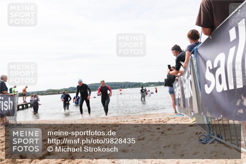 21.06.2026 - Viking Triathlon Michael Strokosch http://msf.ph/oto/9828435 21.06.2026 10:51:02 Schwimmen 66, 76, 184 meine-sportfotos.de