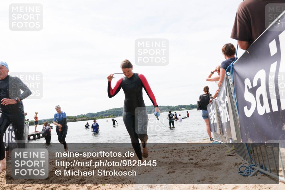 21.06.2026 - Viking Triathlon Michael Strokosch http://msf.ph/oto/9828445 21.06.2026 10:51:05 Schwimmen 66, 76, 184 meine-sportfotos.de