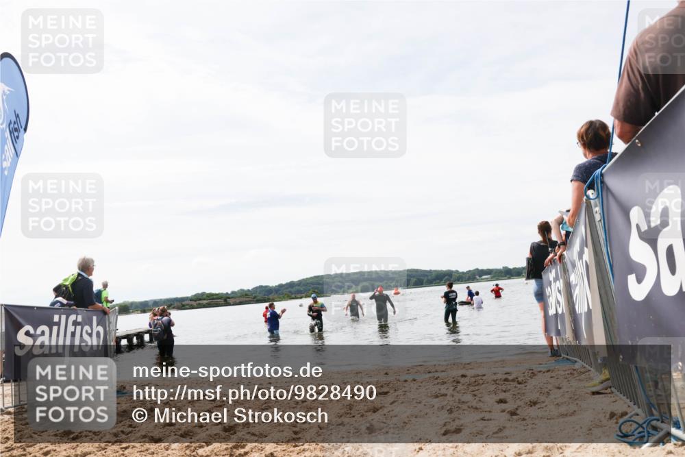 21.06.2026 - Viking Triathlon Michael Strokosch http://msf.ph/oto/9828490 21.06.2026 10:51:20 Schwimmen  meine-sportfotos.de