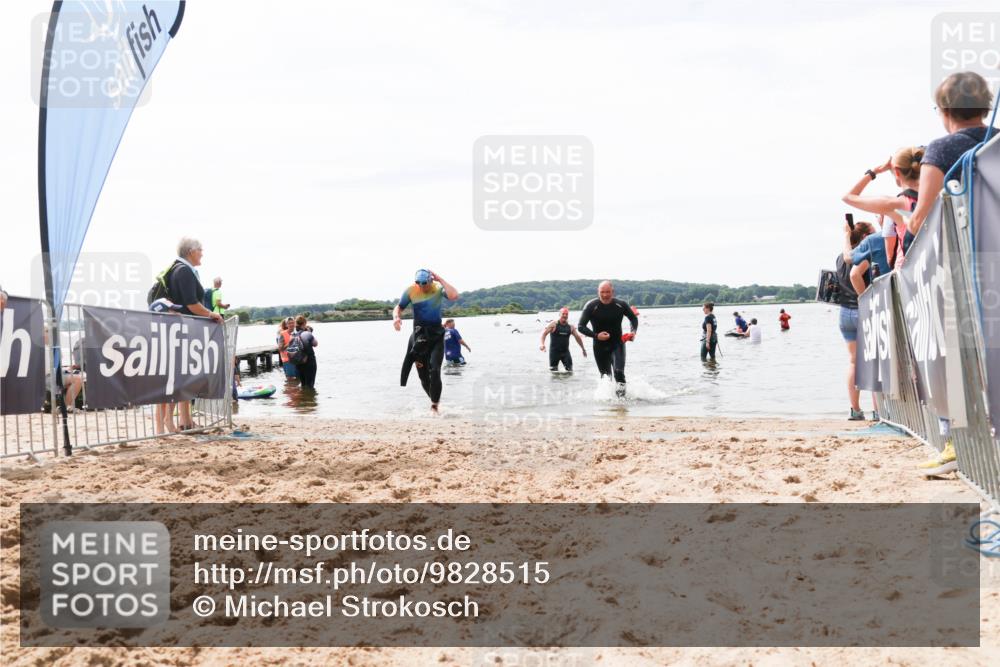 21.06.2026 - Viking Triathlon Michael Strokosch http://msf.ph/oto/9828515 21.06.2026 10:51:29 Schwimmen 335, 609, 628 meine-sportfotos.de