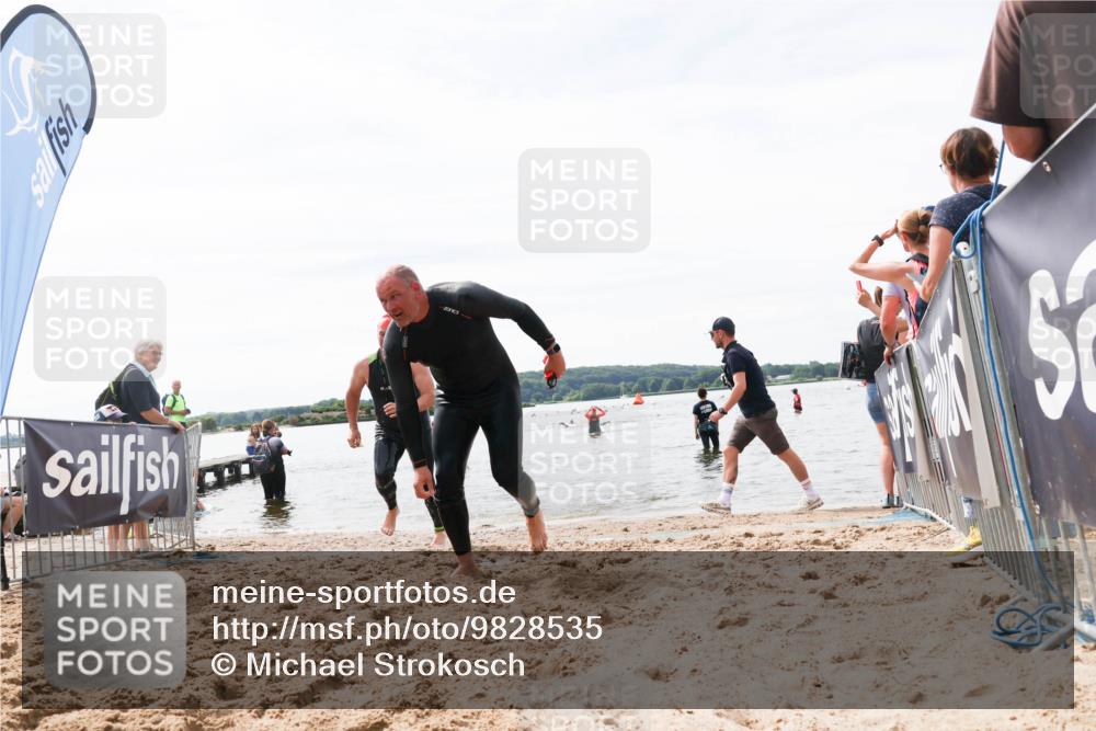 21.06.2026 - Viking Triathlon Michael Strokosch http://msf.ph/oto/9828535 21.06.2026 10:51:35 Schwimmen 335, 609, 628 meine-sportfotos.de