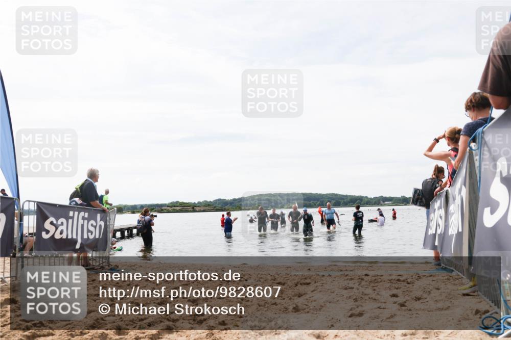 21.06.2026 - Viking Triathlon Michael Strokosch http://msf.ph/oto/9828607 21.06.2026 10:51:59 Schwimmen 362, 642 meine-sportfotos.de
