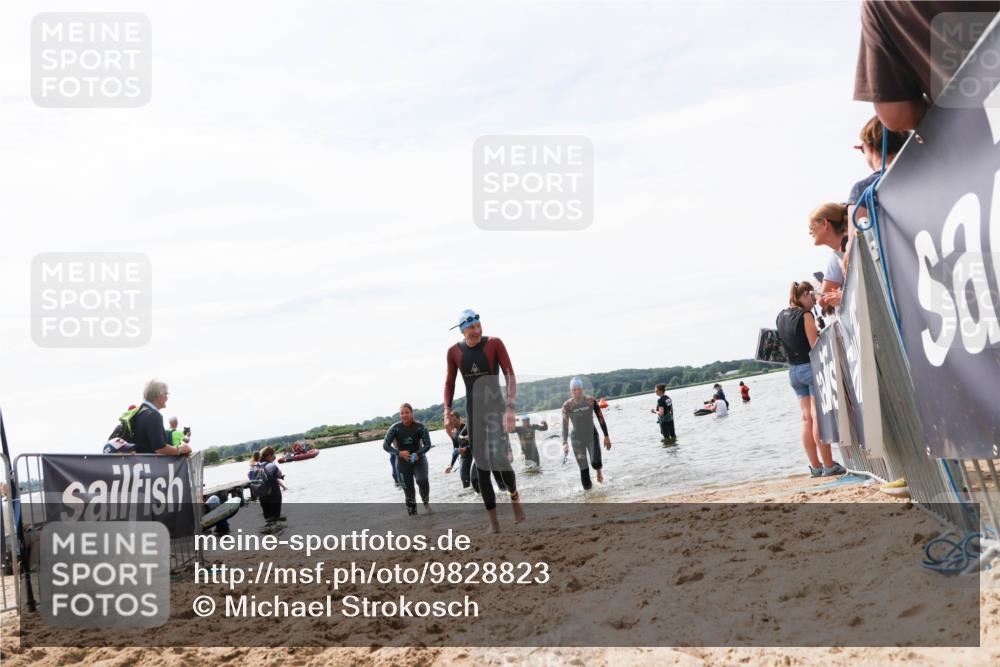 21.06.2026 - Viking Triathlon Michael Strokosch http://msf.ph/oto/9828823 21.06.2026 10:53:12 Schwimmen 133, 307, 433, 471, 532, 564, 622, 661 meine-sportfotos.de
