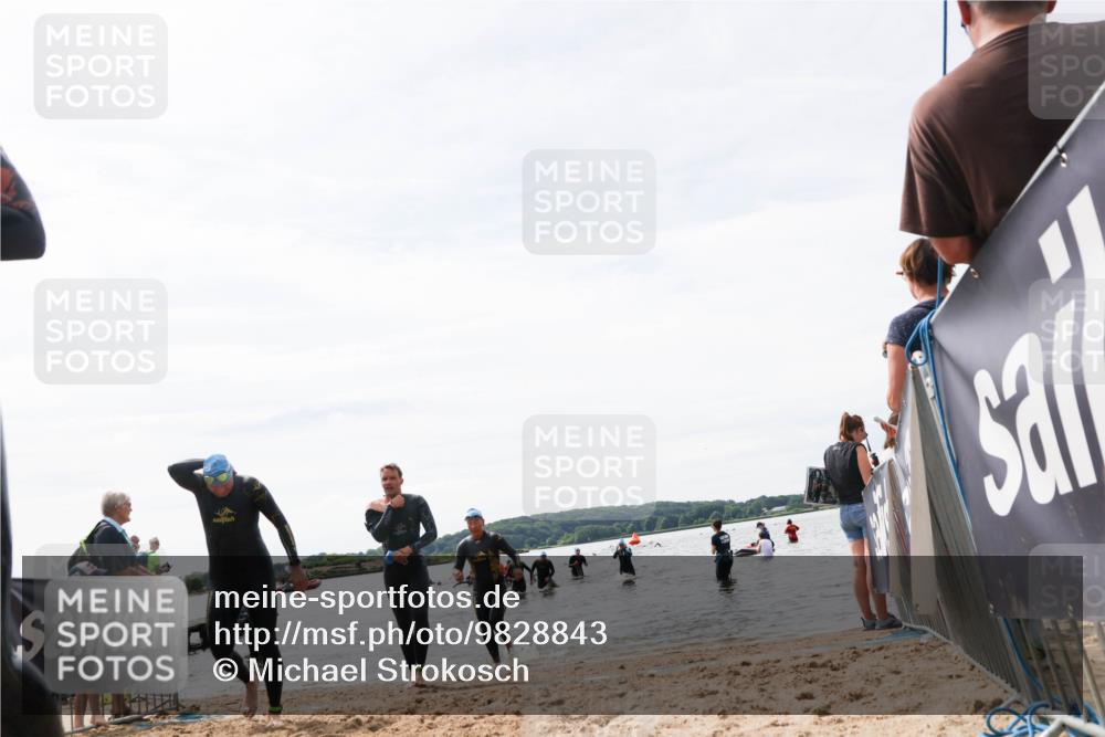 21.06.2026 - Viking Triathlon Michael Strokosch http://msf.ph/oto/9828843 21.06.2026 10:53:19 Schwimmen 307, 433, 471, 564, 622 meine-sportfotos.de