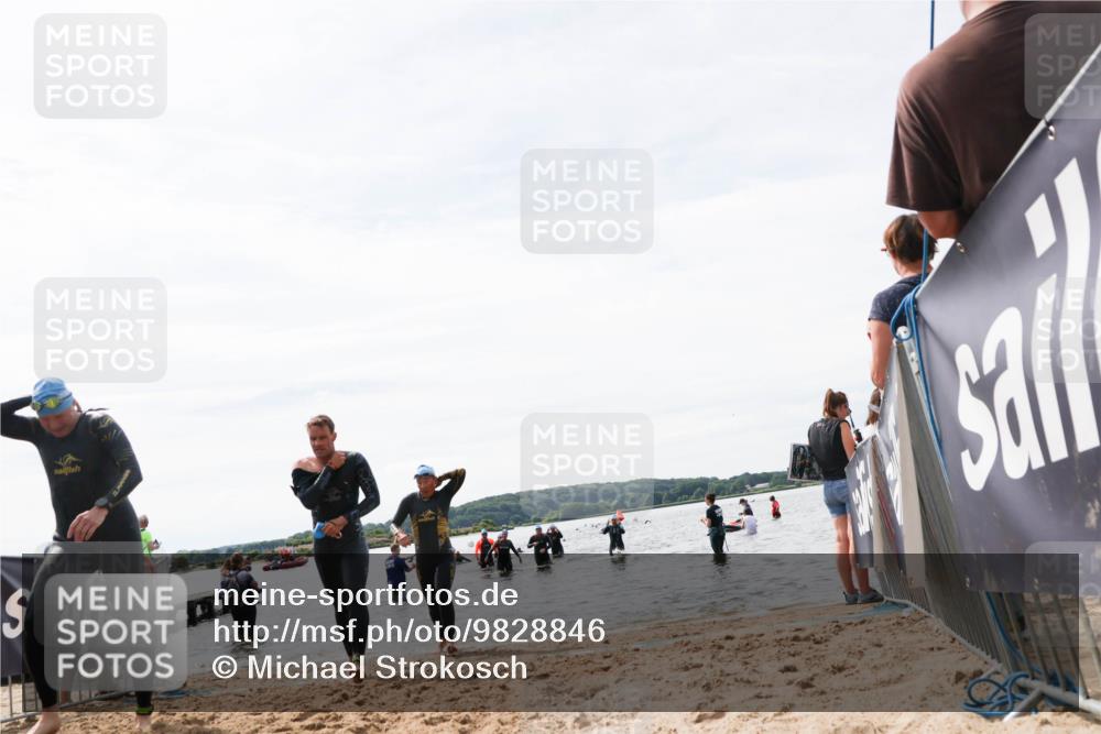 21.06.2026 - Viking Triathlon Michael Strokosch http://msf.ph/oto/9828846 21.06.2026 10:53:20 Schwimmen 307, 433, 471, 564, 622 meine-sportfotos.de