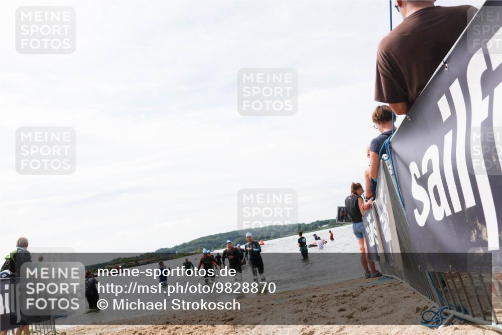21.06.2026 - Viking Triathlon Michael Strokosch http://msf.ph/oto/9828870 21.06.2026 10:53:28 Schwimmen 59, 92, 283 meine-sportfotos.de
