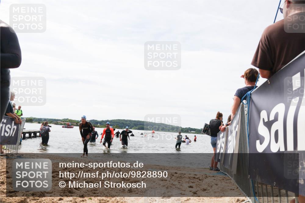 21.06.2026 - Viking Triathlon Michael Strokosch http://msf.ph/oto/9828890 21.06.2026 10:53:35 Schwimmen 59, 92, 182, 283, 365, 375 meine-sportfotos.de