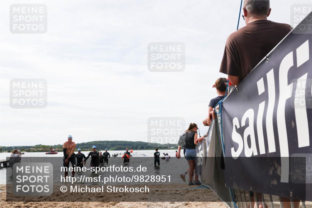 21.06.2026 - Viking Triathlon Michael Strokosch http://msf.ph/oto/9828951 21.06.2026 10:53:55 Schwimmen 97, 203, 257, 515, 538 meine-sportfotos.de