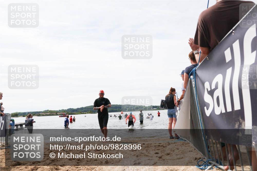 21.06.2026 - Viking Triathlon Michael Strokosch http://msf.ph/oto/9828996 21.06.2026 10:54:10 Schwimmen 61, 190, 237, 390, 631 meine-sportfotos.de