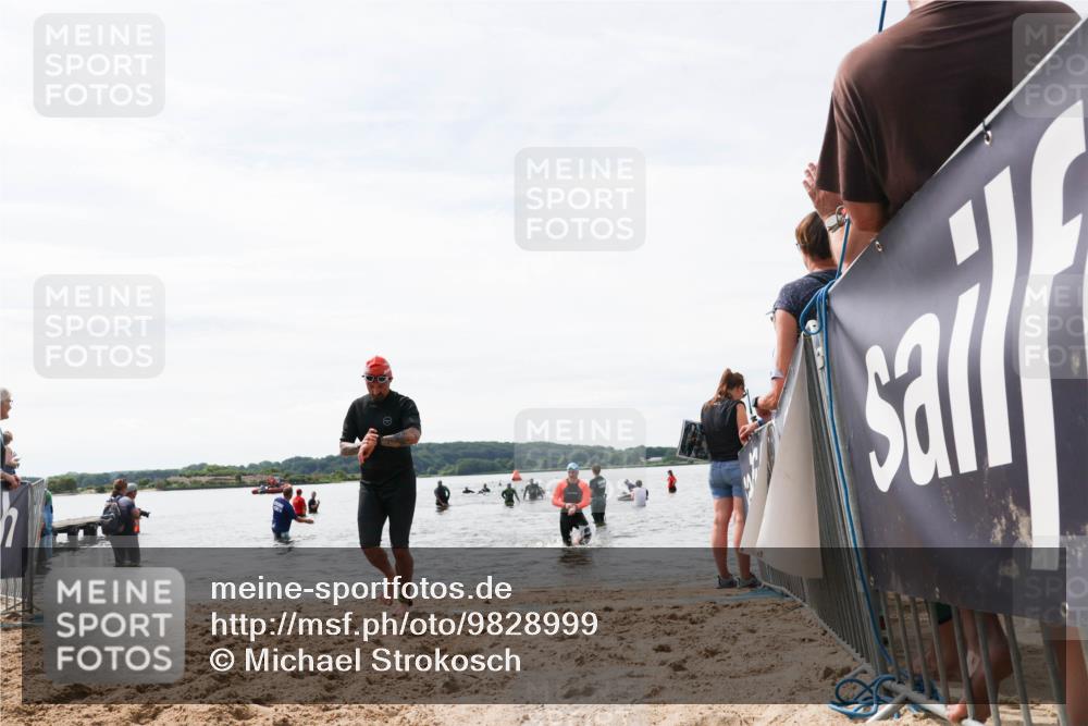 21.06.2026 - Viking Triathlon Michael Strokosch http://msf.ph/oto/9828999 21.06.2026 10:54:11 Schwimmen 61, 190, 237, 390, 631 meine-sportfotos.de