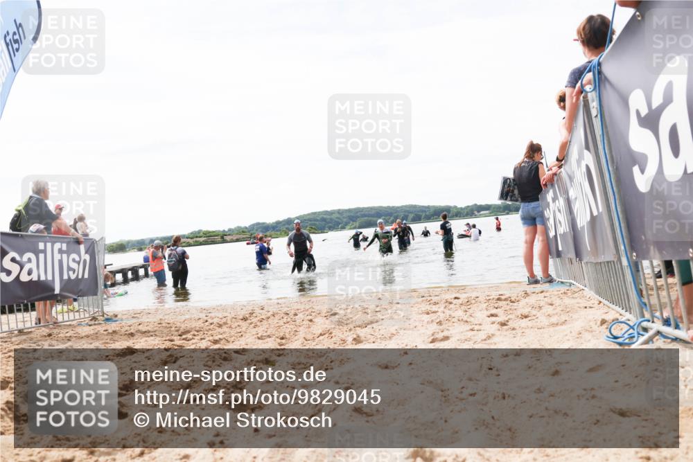 21.06.2026 - Viking Triathlon Michael Strokosch http://msf.ph/oto/9829045 21.06.2026 10:54:26 Schwimmen 427, 557 meine-sportfotos.de