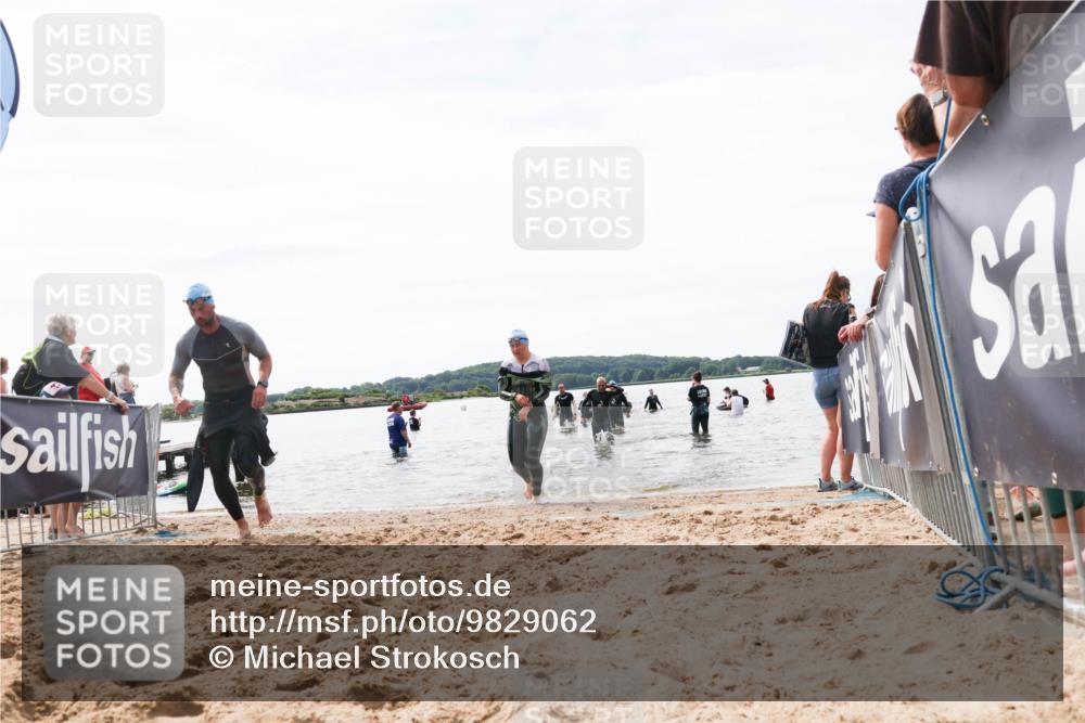 21.06.2026 - Viking Triathlon Michael Strokosch http://msf.ph/oto/9829062 21.06.2026 10:54:32 Schwimmen 413, 427, 557 meine-sportfotos.de