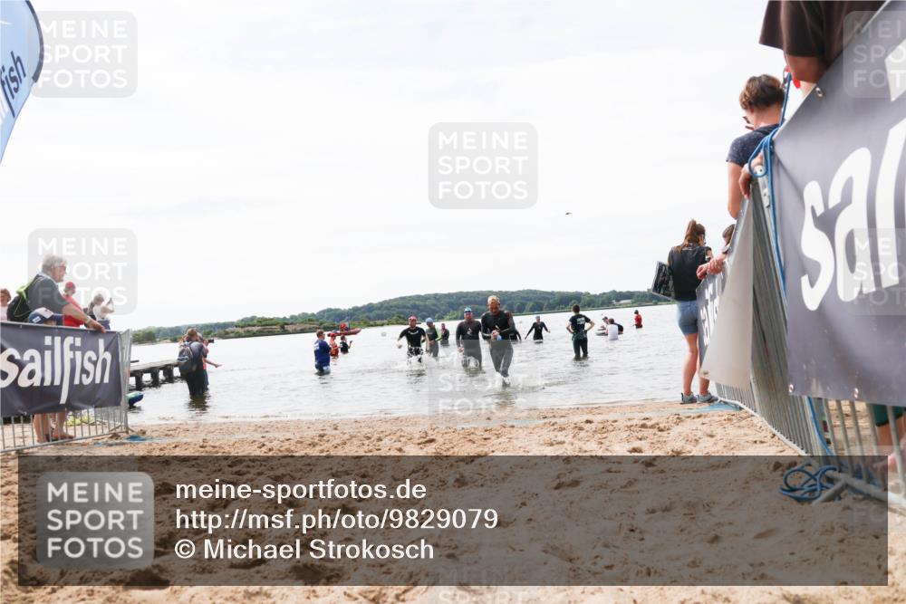 21.06.2026 - Viking Triathlon Michael Strokosch http://msf.ph/oto/9829079 21.06.2026 10:54:38 Schwimmen 413, 427, 504, 613 meine-sportfotos.de