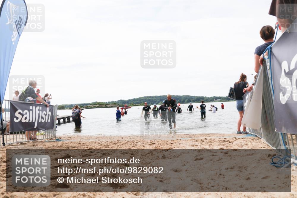 21.06.2026 - Viking Triathlon Michael Strokosch http://msf.ph/oto/9829082 21.06.2026 10:54:39 Schwimmen 413, 427, 504, 613 meine-sportfotos.de