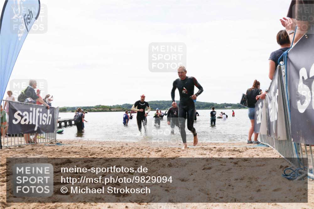 21.06.2026 - Viking Triathlon Michael Strokosch http://msf.ph/oto/9829094 21.06.2026 10:54:43 Schwimmen 413, 504, 613 meine-sportfotos.de