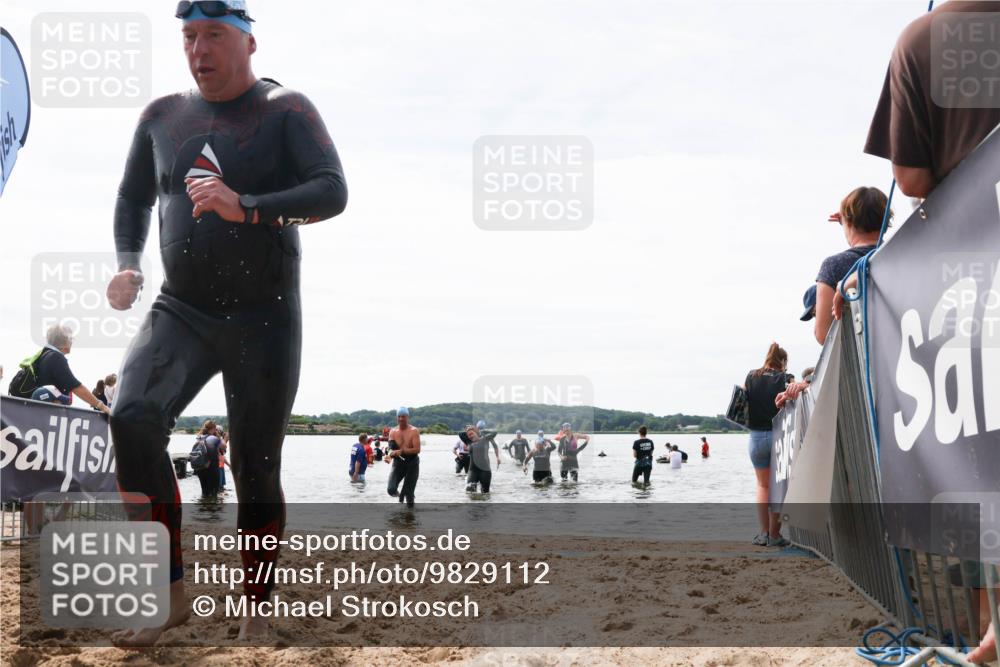 21.06.2026 - Viking Triathlon Michael Strokosch http://msf.ph/oto/9829112 21.06.2026 10:54:49 Schwimmen 244, 275, 347, 424, 504, 613 meine-sportfotos.de