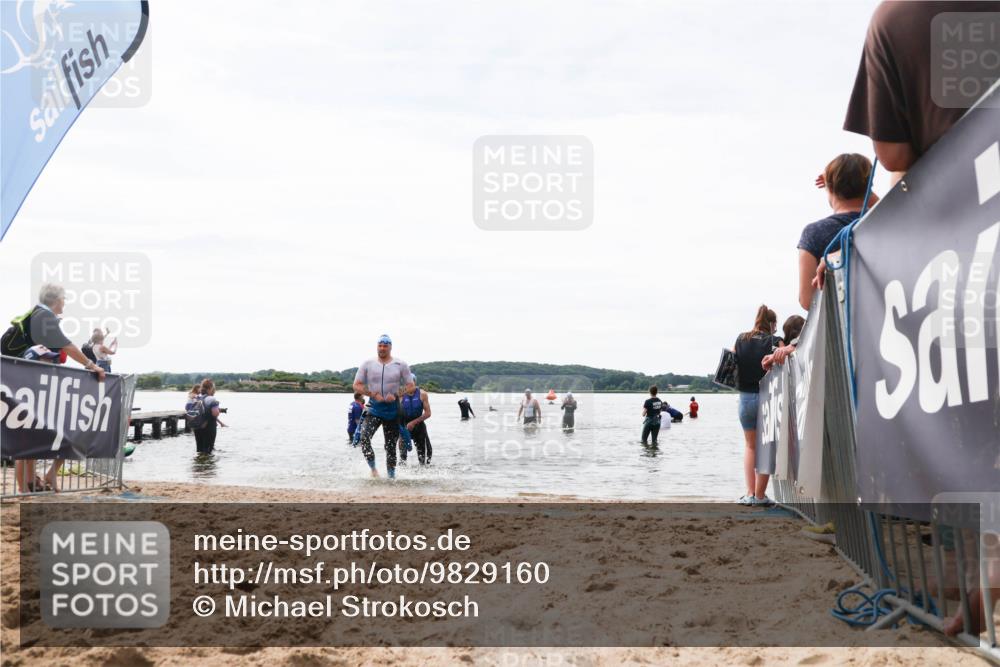 21.06.2026 - Viking Triathlon Michael Strokosch http://msf.ph/oto/9829160 21.06.2026 10:55:05 Schwimmen 52, 160, 309, 509 meine-sportfotos.de