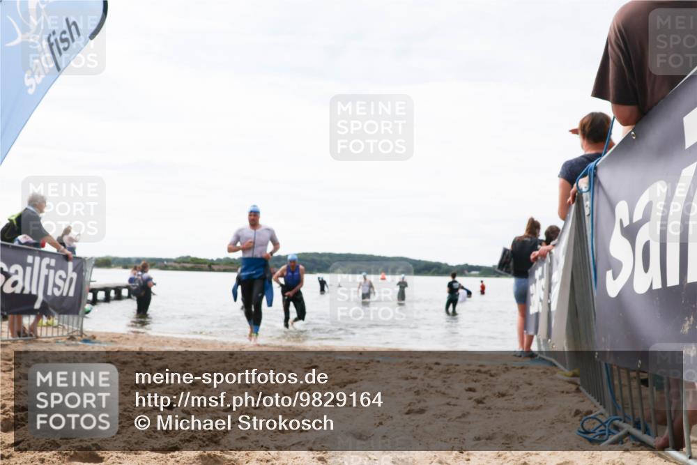 21.06.2026 - Viking Triathlon Michael Strokosch http://msf.ph/oto/9829164 21.06.2026 10:55:06 Schwimmen 160, 309, 509 meine-sportfotos.de