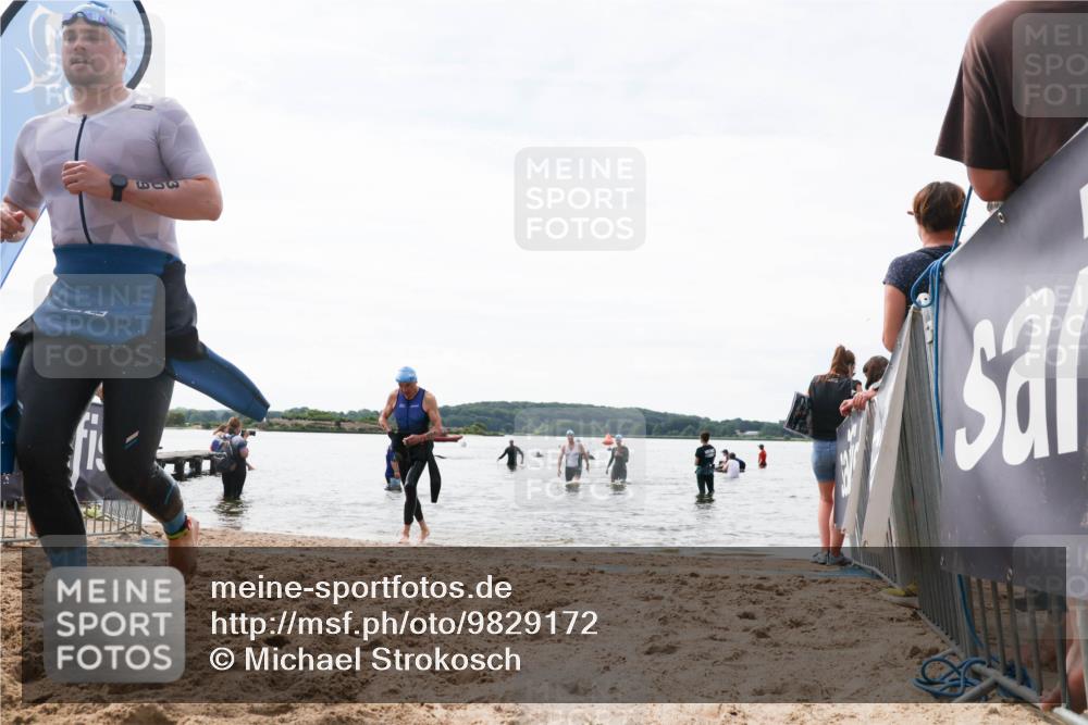 21.06.2026 - Viking Triathlon Michael Strokosch http://msf.ph/oto/9829172 21.06.2026 10:55:09 Schwimmen 160, 309 meine-sportfotos.de