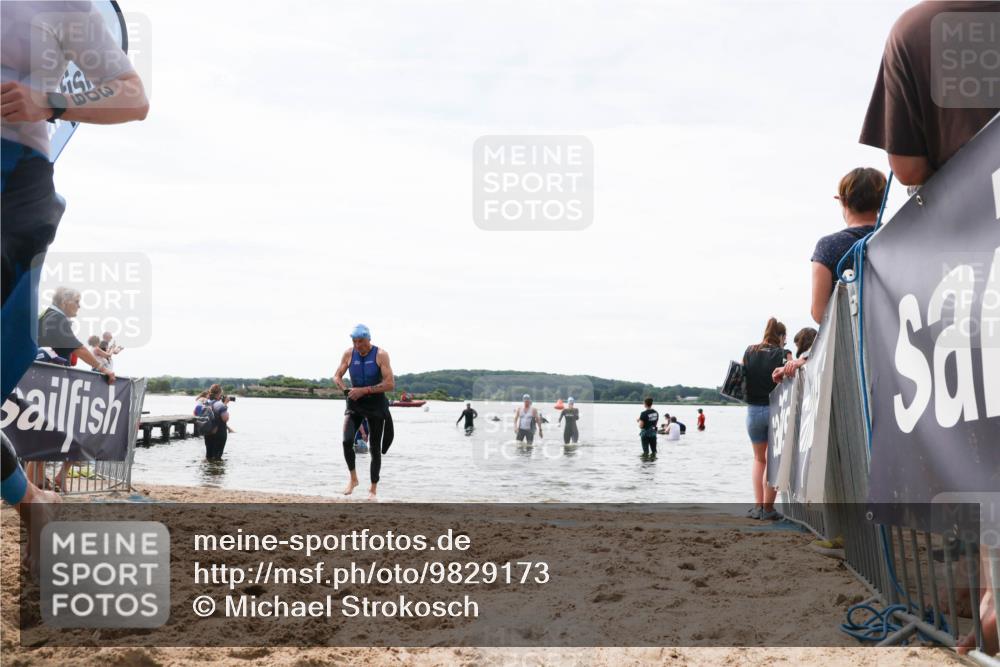21.06.2026 - Viking Triathlon Michael Strokosch http://msf.ph/oto/9829173 21.06.2026 10:55:09 Schwimmen 160, 309 meine-sportfotos.de