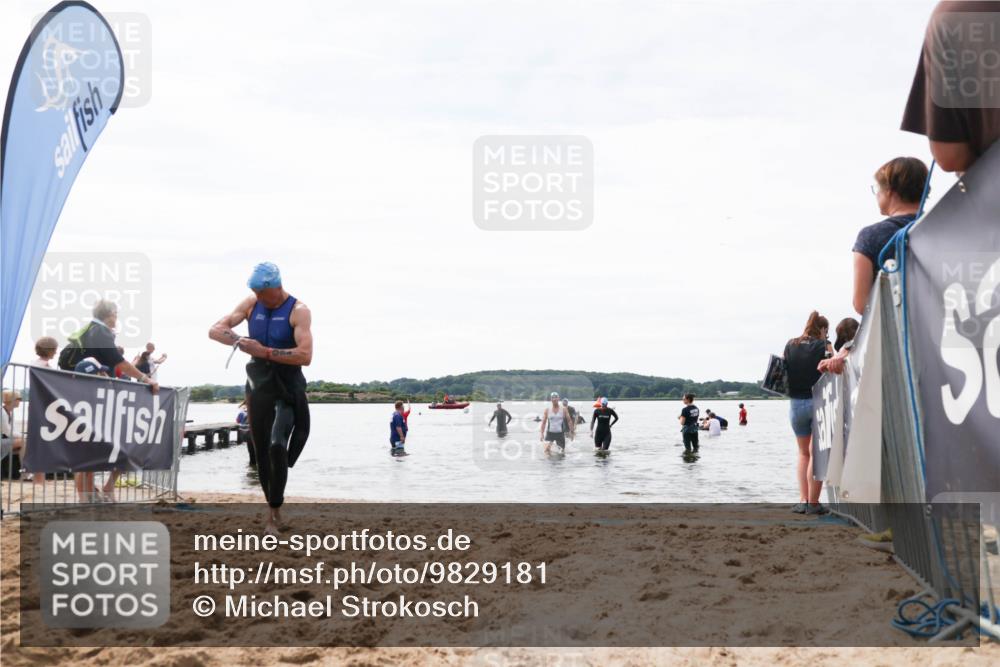 21.06.2026 - Viking Triathlon Michael Strokosch http://msf.ph/oto/9829181 21.06.2026 10:55:12 Schwimmen 160, 309, 566 meine-sportfotos.de