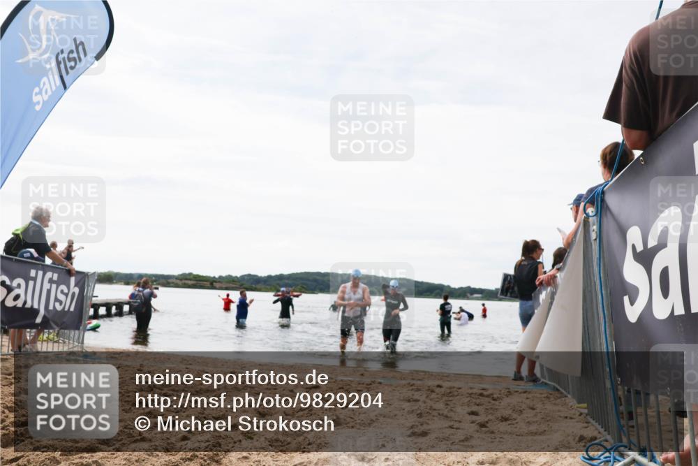 21.06.2026 - Viking Triathlon Michael Strokosch http://msf.ph/oto/9829204 21.06.2026 10:55:19 Schwimmen 305, 344, 566 meine-sportfotos.de