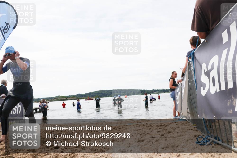 21.06.2026 - Viking Triathlon Michael Strokosch http://msf.ph/oto/9829248 21.06.2026 10:55:34 Schwimmen 417, 561 meine-sportfotos.de