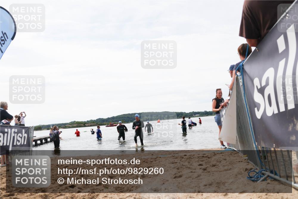 21.06.2026 - Viking Triathlon Michael Strokosch http://msf.ph/oto/9829260 21.06.2026 10:55:38 Schwimmen 81, 417, 561 meine-sportfotos.de