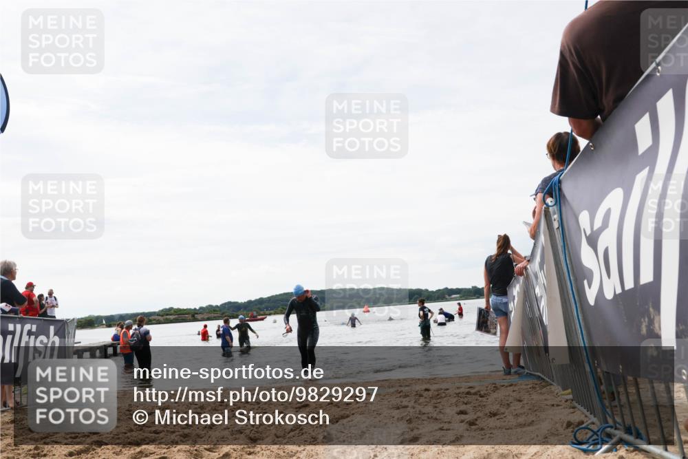 21.06.2026 - Viking Triathlon Michael Strokosch http://msf.ph/oto/9829297 21.06.2026 10:55:51 Schwimmen 77, 81, 264 meine-sportfotos.de