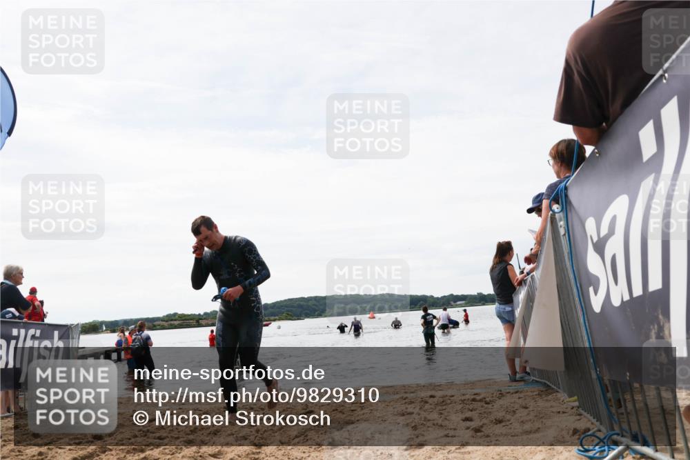 21.06.2026 - Viking Triathlon Michael Strokosch http://msf.ph/oto/9829310 21.06.2026 10:55:55 Schwimmen 77, 264 meine-sportfotos.de
