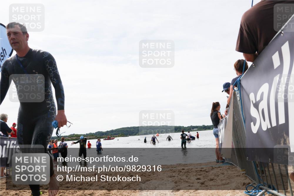 21.06.2026 - Viking Triathlon Michael Strokosch http://msf.ph/oto/9829316 21.06.2026 10:55:57 Schwimmen 77, 264 meine-sportfotos.de