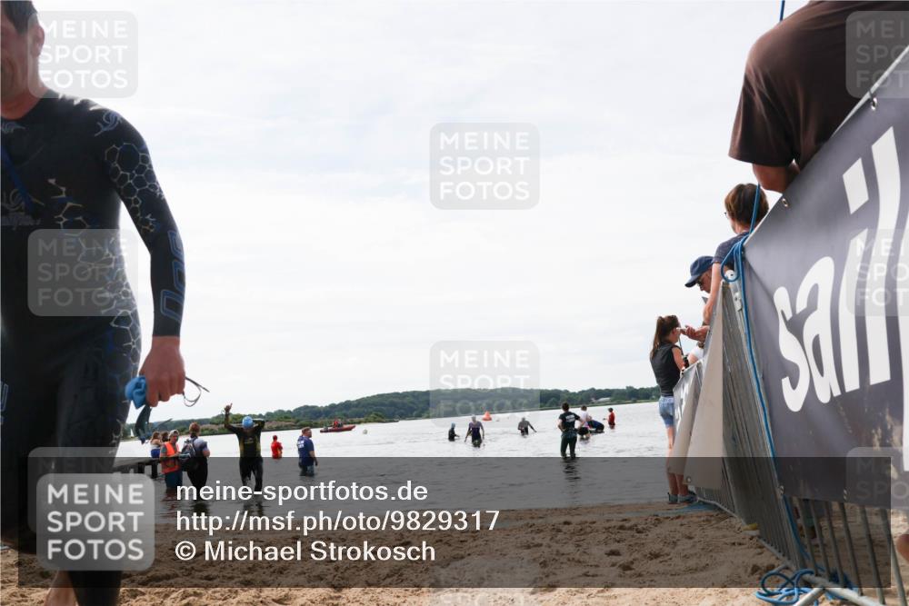 21.06.2026 - Viking Triathlon Michael Strokosch http://msf.ph/oto/9829317 21.06.2026 10:55:58 Schwimmen 77, 264 meine-sportfotos.de